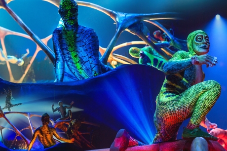 Cirque du Soleil presenta «TOTEM, Behind the Scenes» en el Museu del Disseny de Barcelona hasta el 4 de febrero